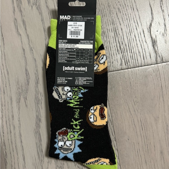 6 pairs of Rick and Morty Socks - Picture 8 of 9
